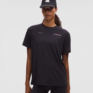 Lululemon Jersey Training Short Sleeve *Graphic, Nightmoth, Size 8